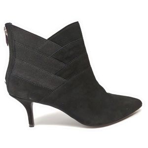 NWOT Adrienne Vittadini Black Heeled Boots 7.5M